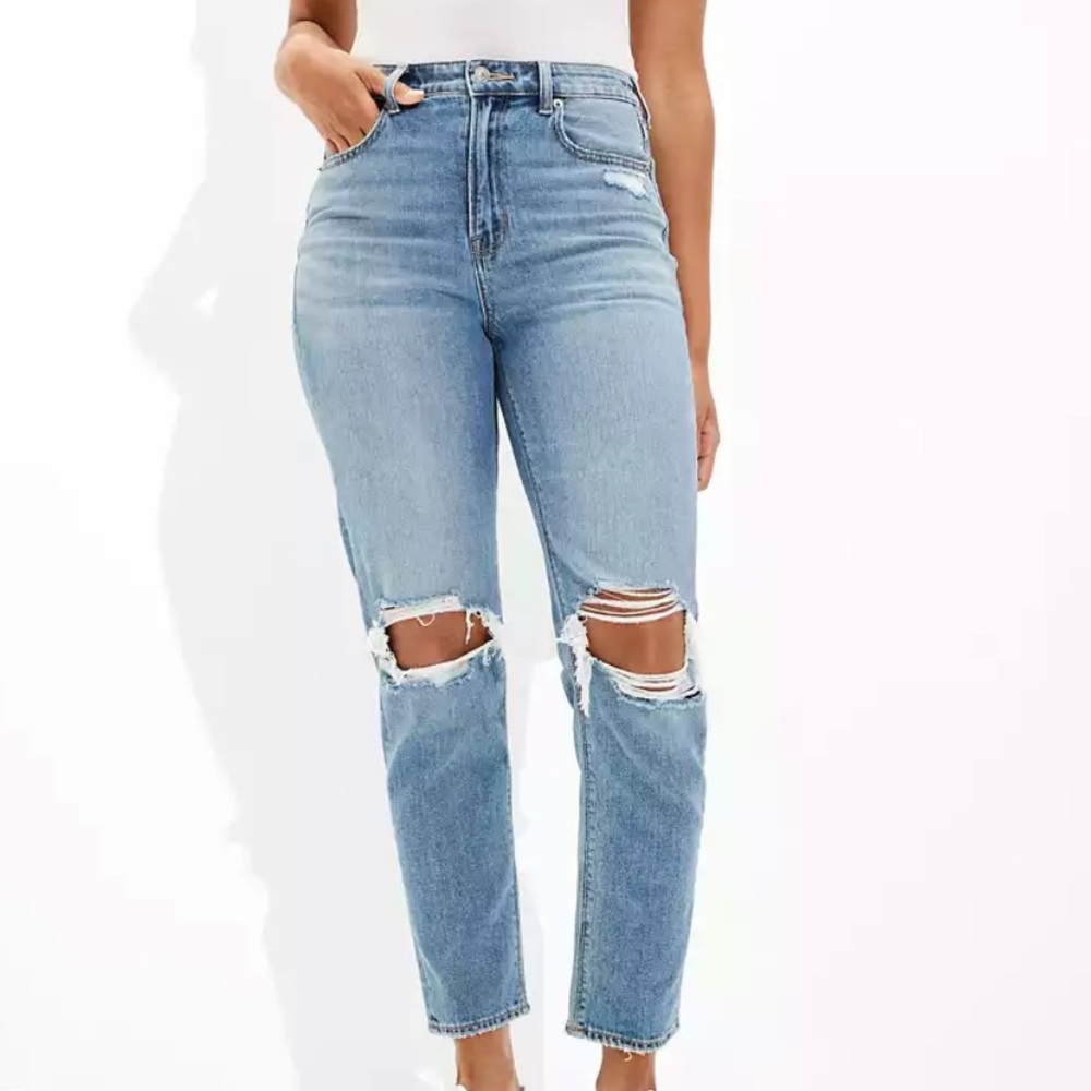 American Eagle Ripped Mom Jeans